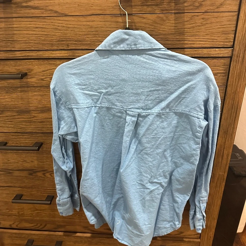 Top - Picture 2 of 2